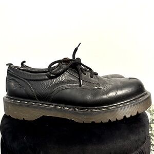 Dr. Martens Vintage Made in England Black Oxfords Size 11